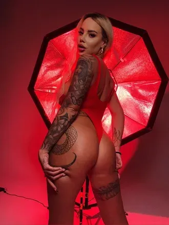 OnlyFans cuenta linarichmond avatar 1