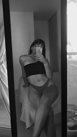 OnlyFans cuenta arisereni avatar 1