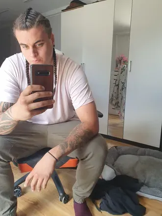 OnlyFans cuenta toflykai avatar 1
