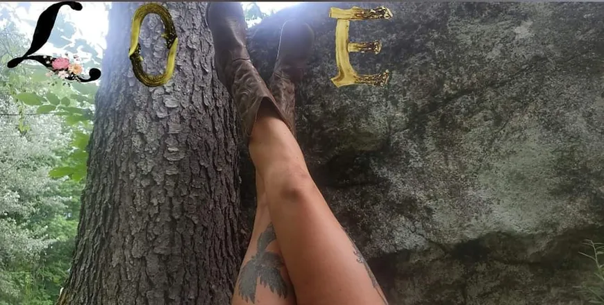 OnlyFans cuenta xowanderlust header 2