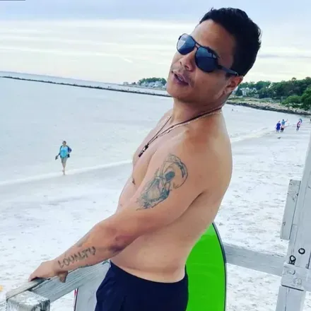 OnlyFans account  tryguy422 avatar 1