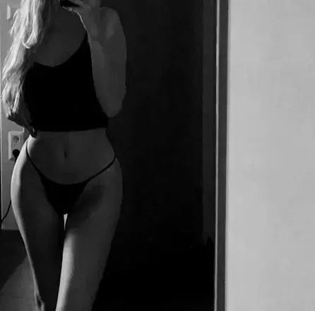 OnlyFans cuenta urfavpoisonxo avatar 1