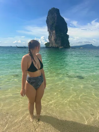OnlyFans cuenta sydneylynn98 header 2