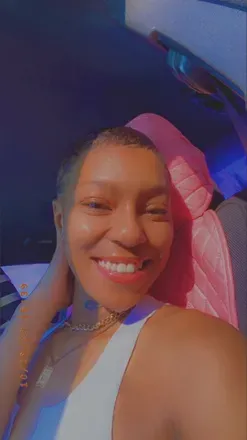 OnlyFans account  chyn.leigh avatar 1