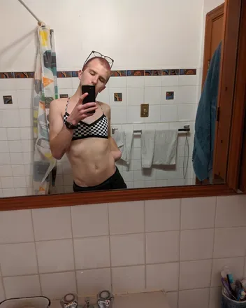 OnlyFans cuenta urassisgrass avatar 1