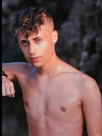OnlyFans account  marcomunda avatar 1