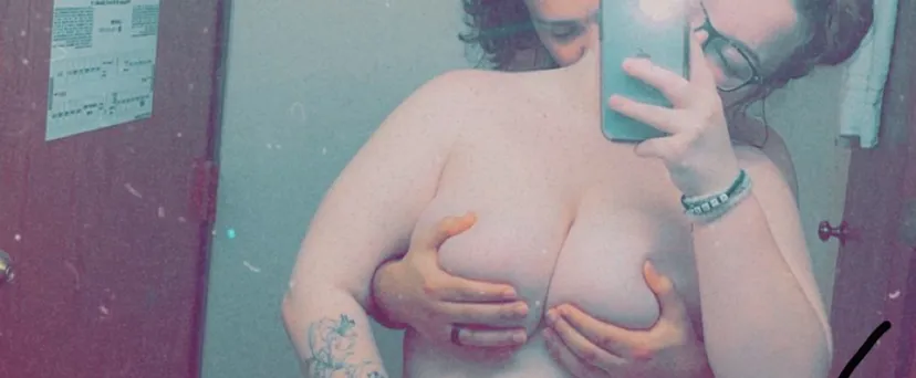 OnlyFans cuenta princesspay19 header 2