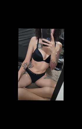 OnlyFans cuenta halfblacksav8418 header 2