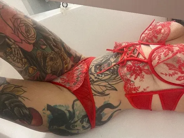 OnlyFans cuenta taylortragedy header 2