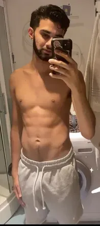 OnlyFans cuenta ishan_hung avatar 1