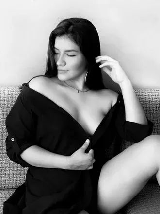 OnlyFans cuenta riosr.ines avatar 1