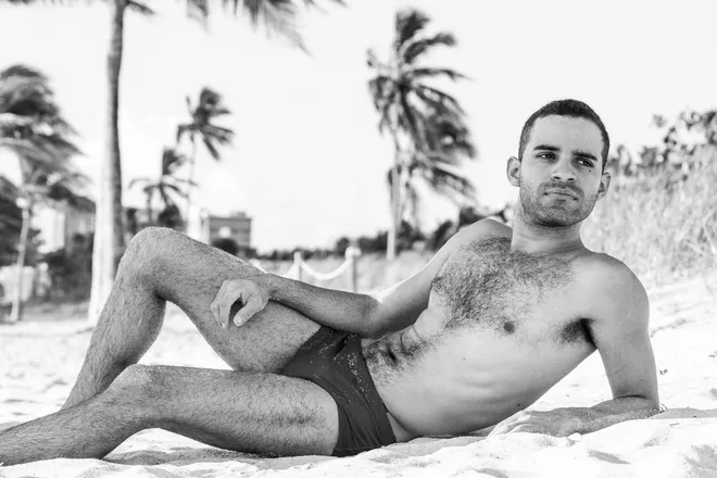 OnlyFans cuenta otterhotguy header 2