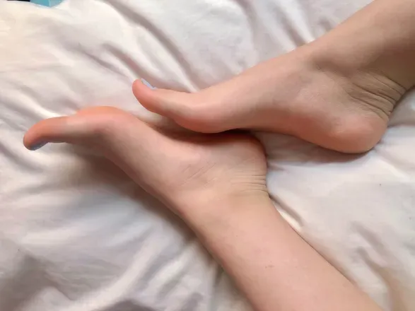 OnlyFans cuenta mfeetl header 2