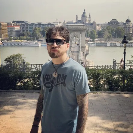OnlyFans cuenta u167507980 header 2