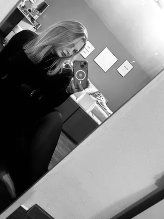 OnlyFans cuenta emilia282 header 2