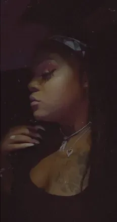 OnlyFans cuenta prettykchanel avatar 1