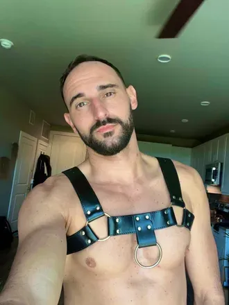 OnlyFans cuenta b_james1422 avatar 1