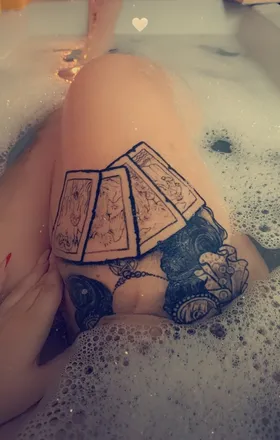 OnlyFans cuenta ladypenelope96 header 2