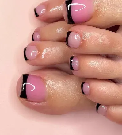 OnlyFans account  prettygirlfeetss avatar 1