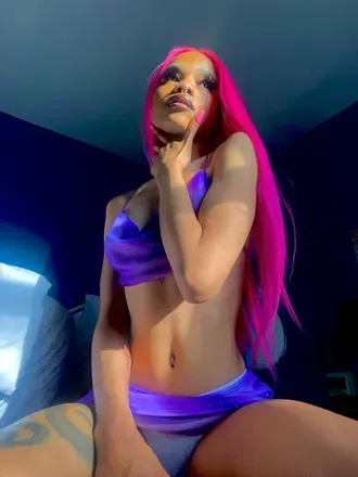 OnlyFans cuenta giathetemptress avatar 1