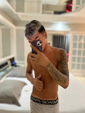 OnlyFans cuenta nycollas1 header 2