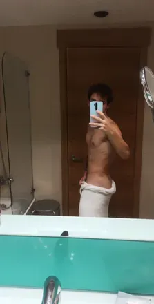 OnlyFans cuenta redshark22 header 2