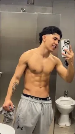 OnlyFans cuenta zackconor1 avatar 1