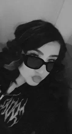 OnlyFans cuenta xsnowiezellx avatar 1