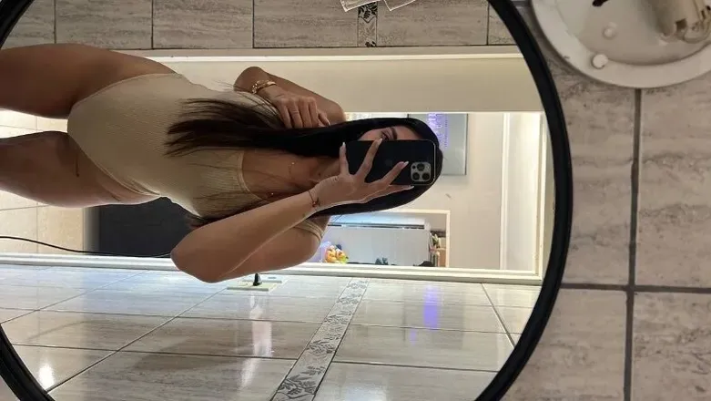 OnlyFans account  nenalatianokk header 2