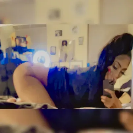 OnlyFans cuenta rozaymylan header 2