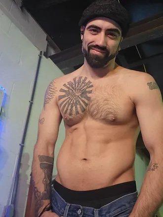 OnlyFans cuenta kingriotmaker header 2