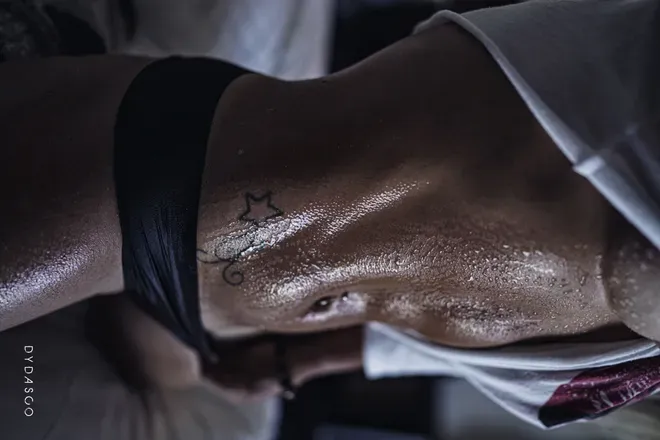 OnlyFans account  lclikewhat header 2