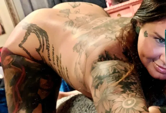 OnlyFans cuenta michellekissin4 header 2