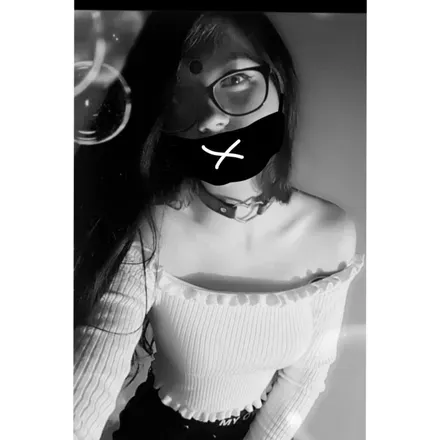 OnlyFans account  lloorena avatar 1