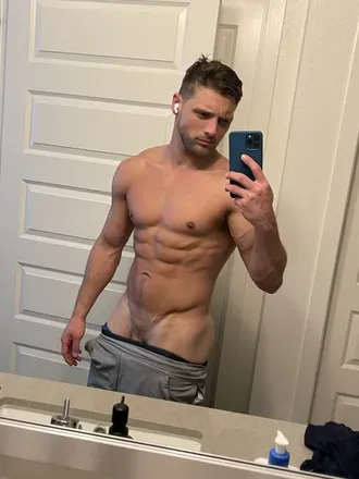 OnlyFans account  maxfisher avatar 1