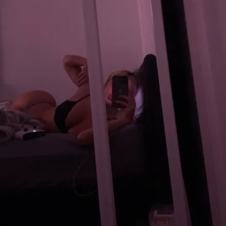OnlyFans account  unknownuser11111 header 2