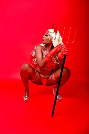 OnlyFans cuenta princesstoni23 header 2