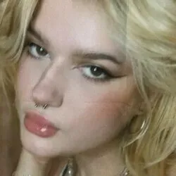 OnlyFans cuenta princess_lola69 avatar 1