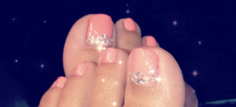 OnlyFans cuenta elegant_toes header 2