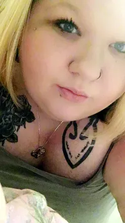 OnlyFans de kneeknee98