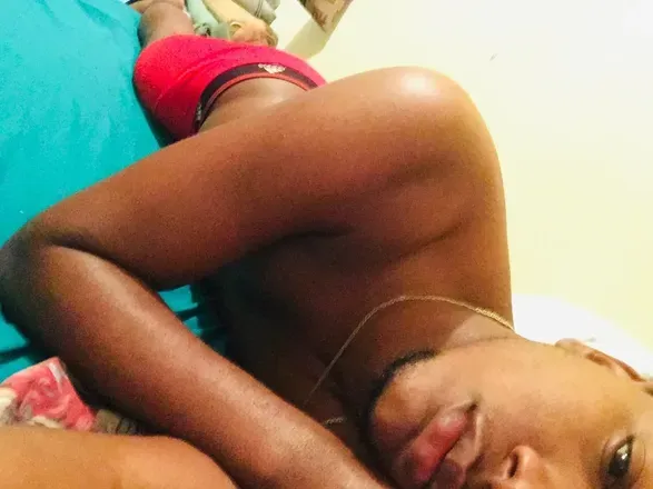 OnlyFans cuenta alex10he header 2