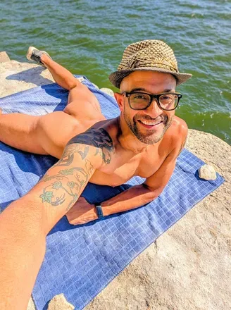 OnlyFans account  mansbigweapon avatar 1