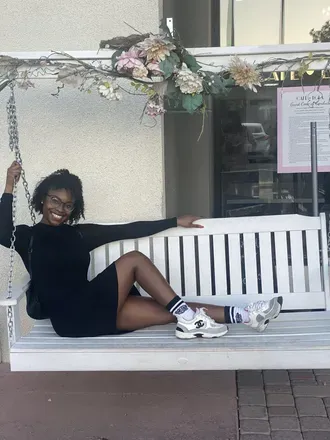 OnlyFans account  happytohell header 2