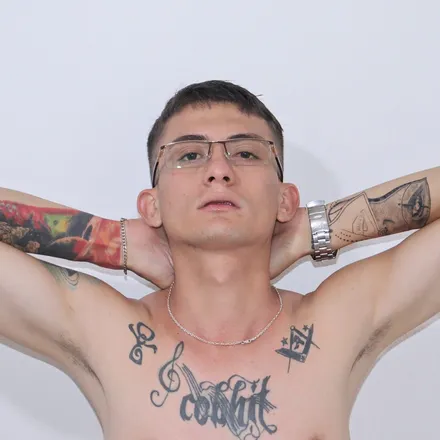 OnlyFans cuenta alejocobhit06 header 2