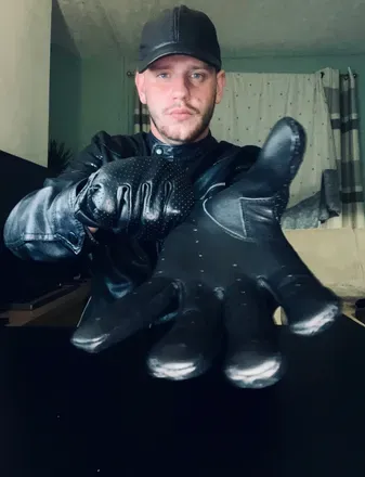 OnlyFans account  brynmaster avatar 1