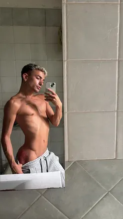 OnlyFans cuenta hentay_boy_2000 avatar 1