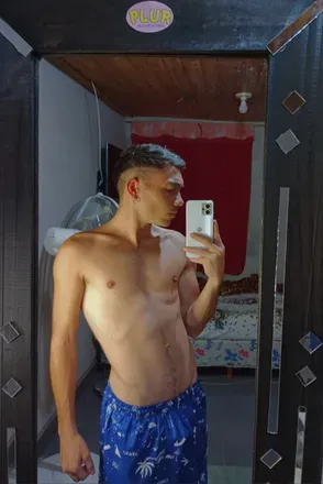 OnlyFans cuenta roni_oficial98 avatar 1