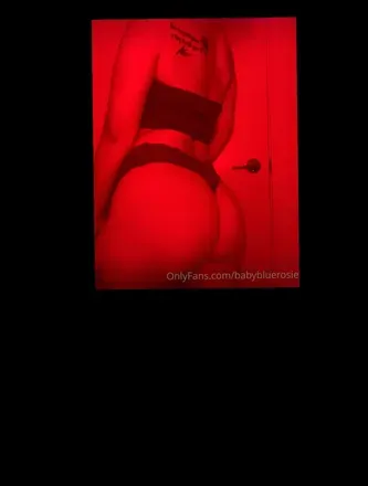 OnlyFans cuenta babybluerosie header 2