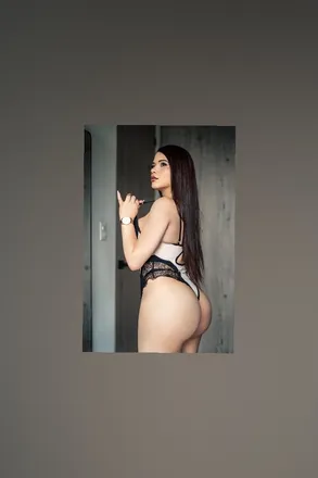 OnlyFans account  fiolec header 2