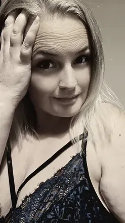 OnlyFans cuenta sexibecca23 avatar 1